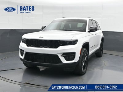 2025 Jeep Grand Cherokee Laredo