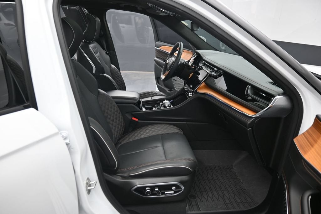 2024 Jeep Grand Cherokee L Summit