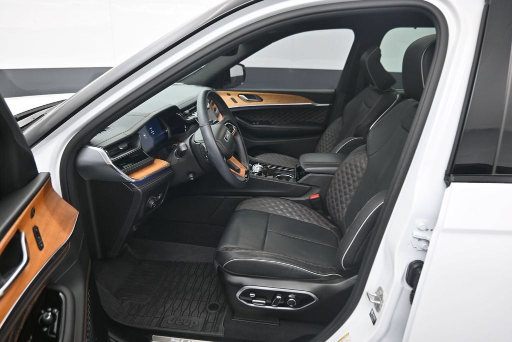 2024 Jeep Grand Cherokee L Summit