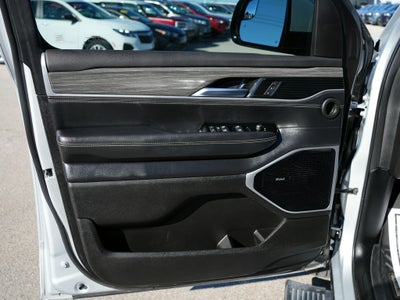 2022 Jeep Wagoneer Series III