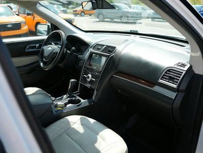 2017 Ford Explorer Platinum