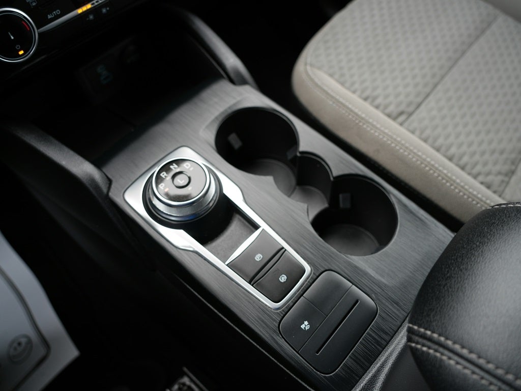 2022 Ford Escape Hybrid SE