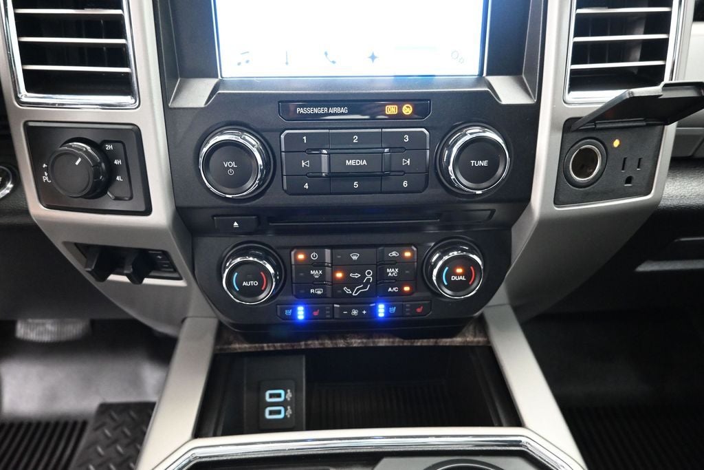 2017 Ford F-350SD Lariat