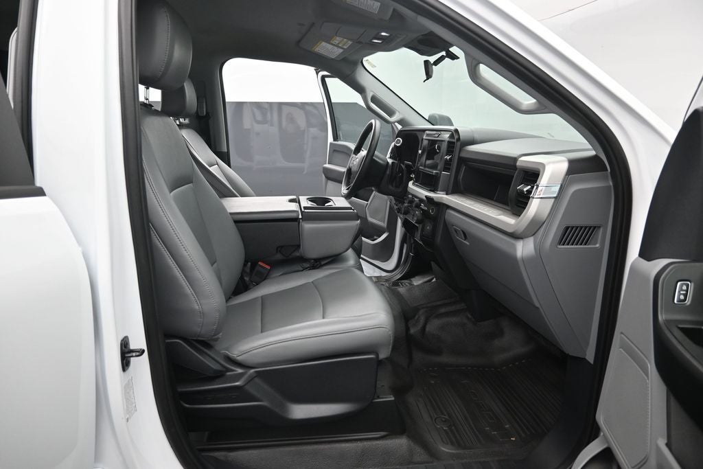 2025 Ford F-350SD XL DRW