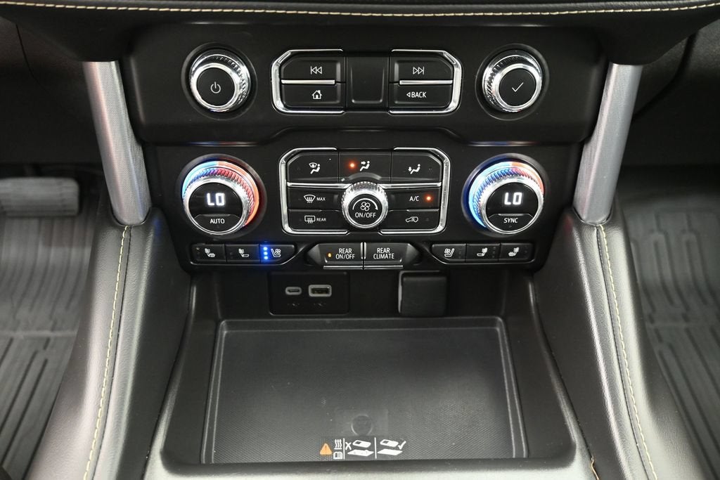2024 GMC Yukon XL SLT