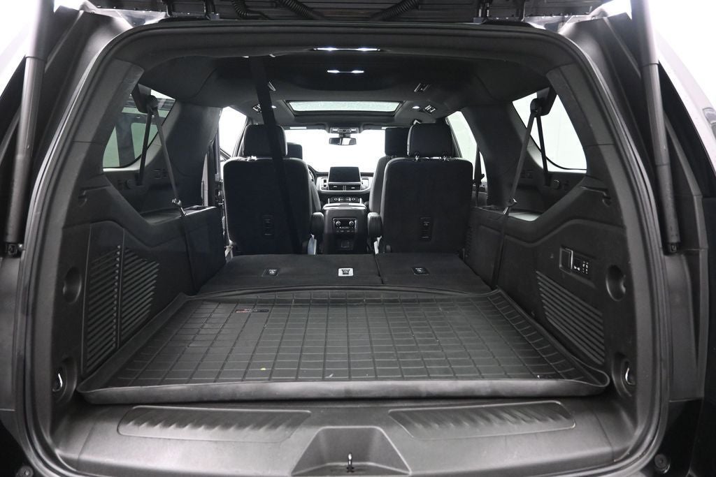 2022 Chevrolet Suburban LT