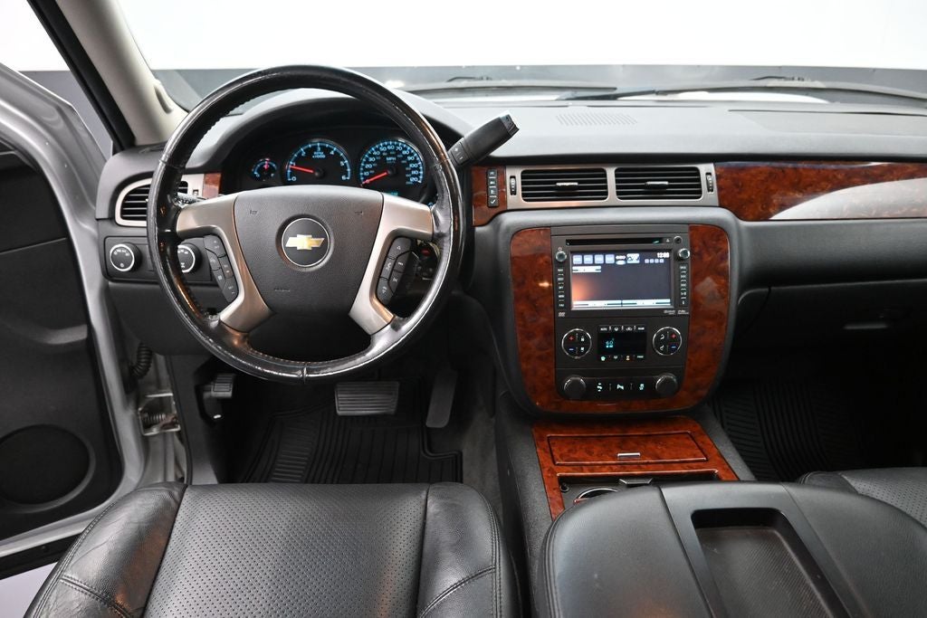 2014 Chevrolet Suburban 1500 LTZ