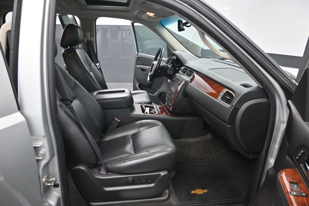 2014 Chevrolet Suburban 1500 LTZ