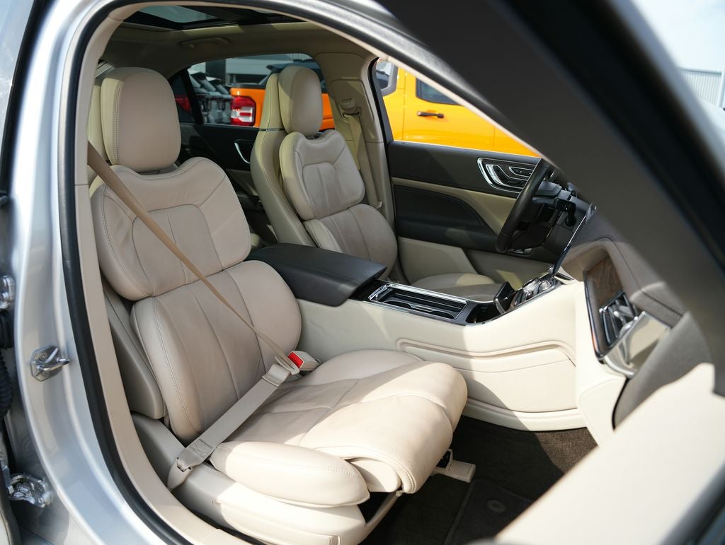 2019 Lincoln Continental Reserve