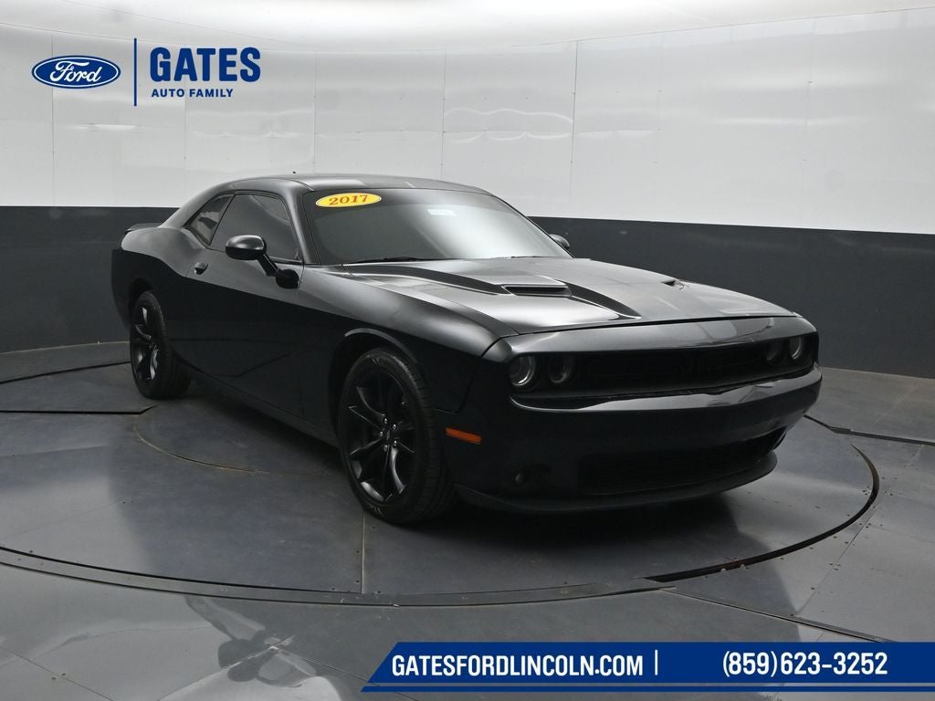 2017 Dodge Challenger SXT