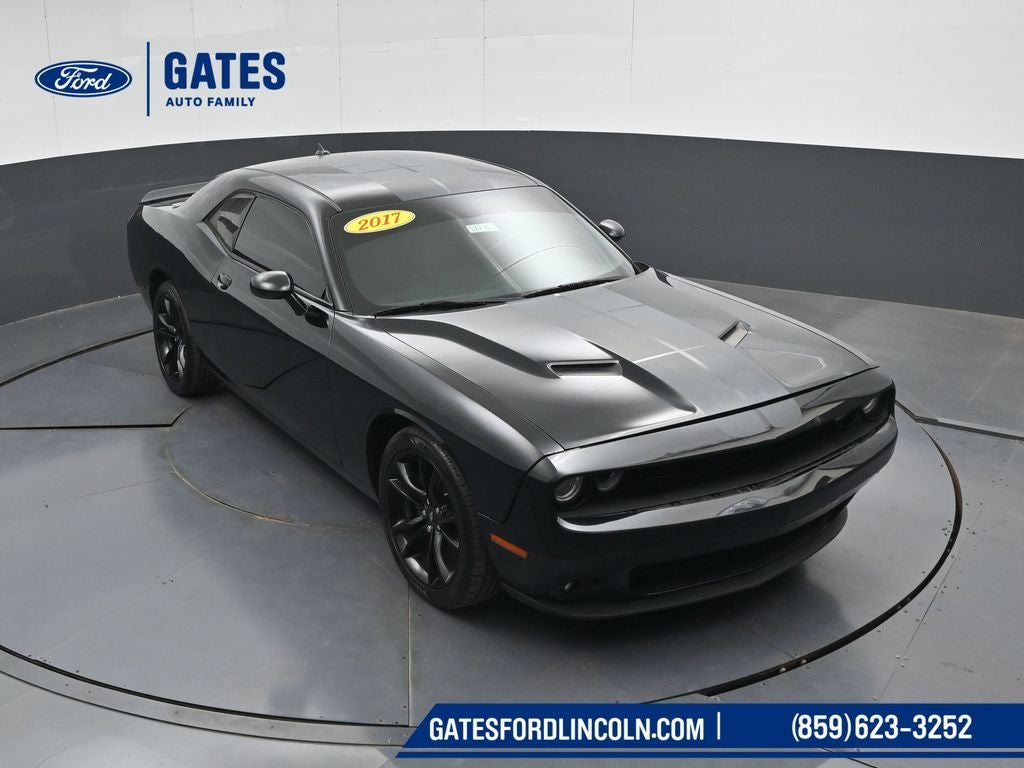 2017 Dodge Challenger SXT