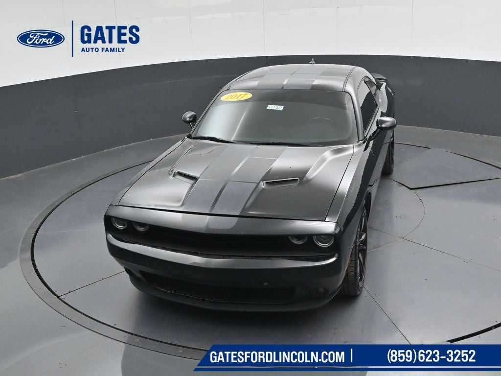 2017 Dodge Challenger SXT