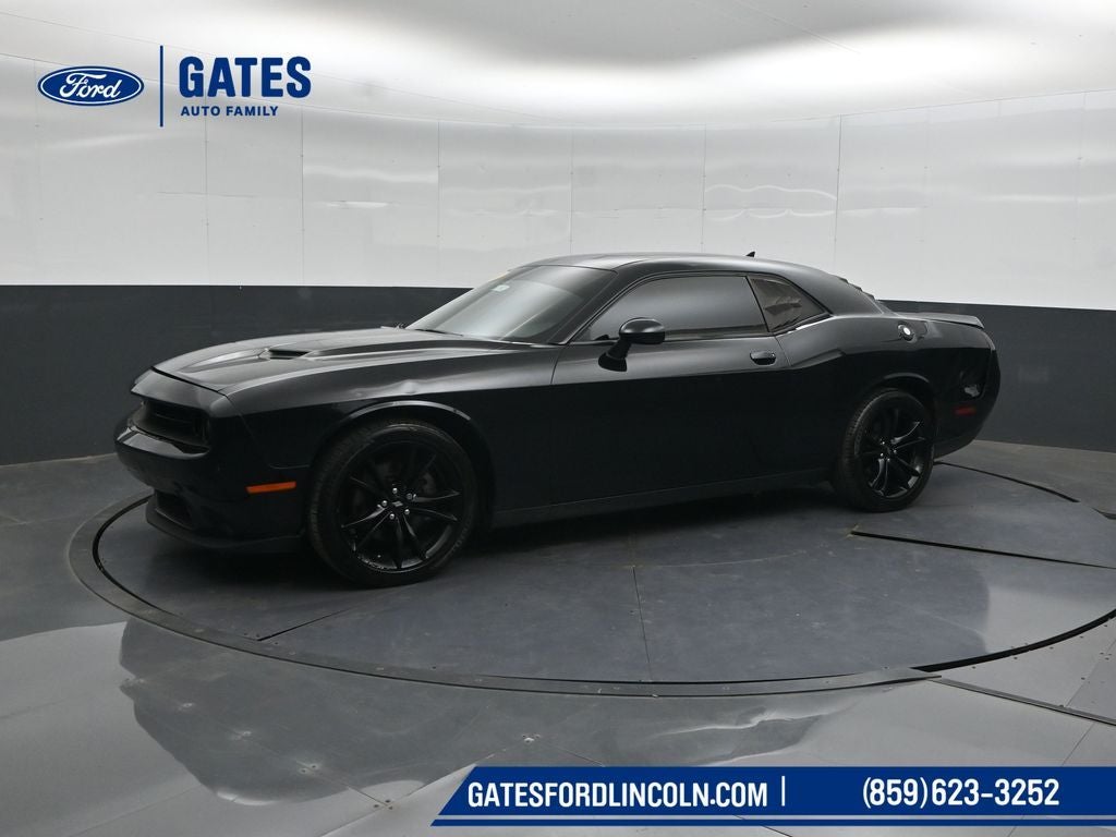 2017 Dodge Challenger SXT