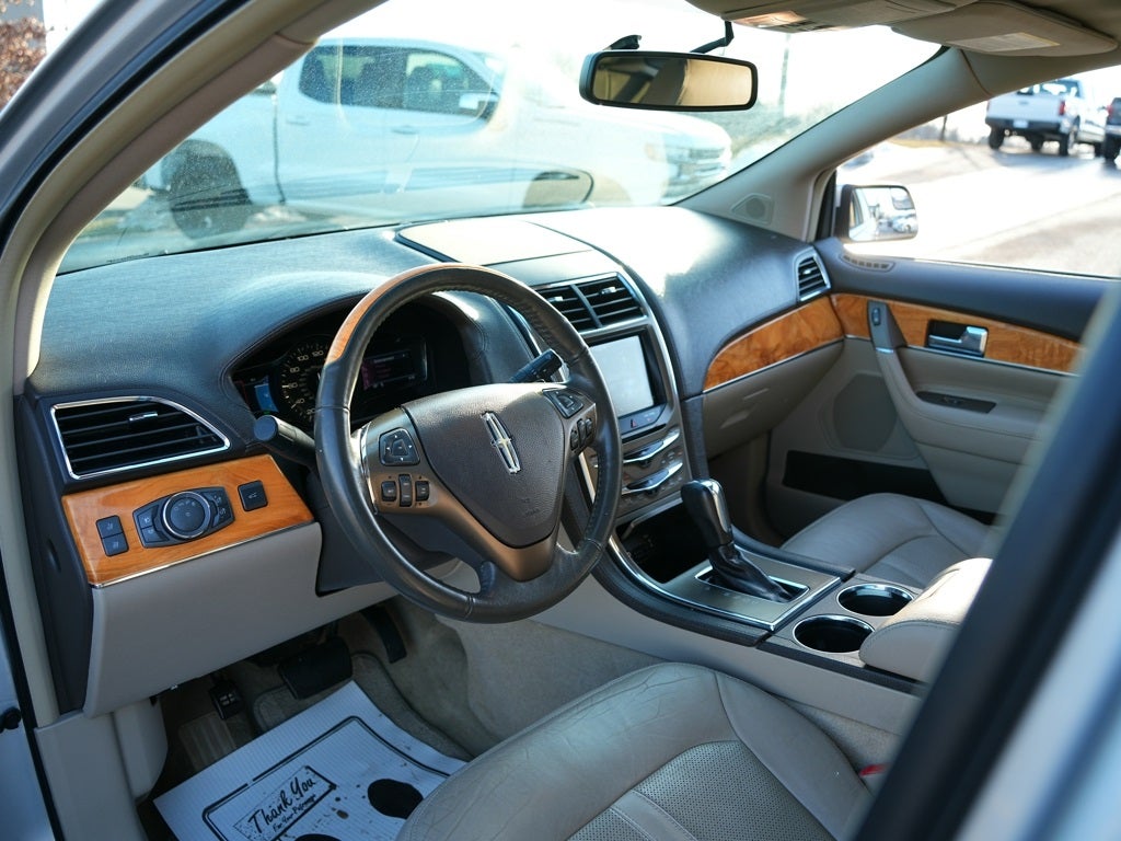 2013 Lincoln MKX Base