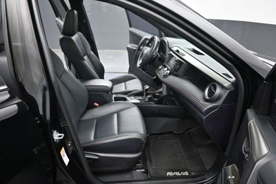 2017 Toyota RAV4 SE ***BRANDED TITLE***