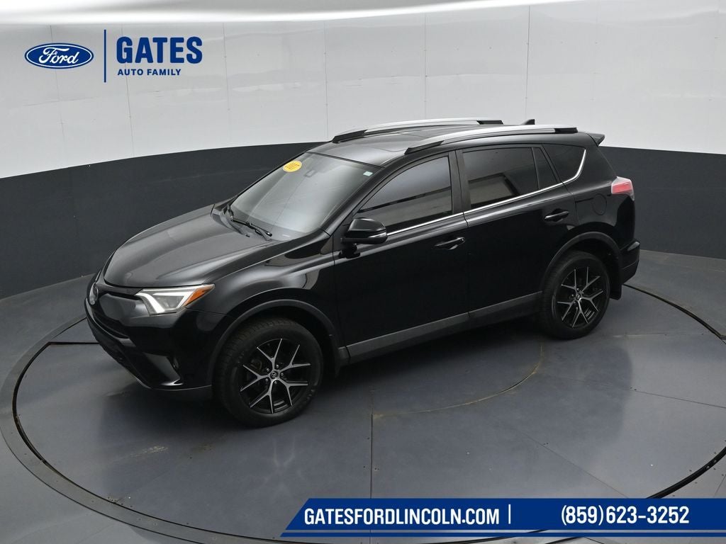 2017 Toyota RAV4 SE ***BRANDED TITLE***
