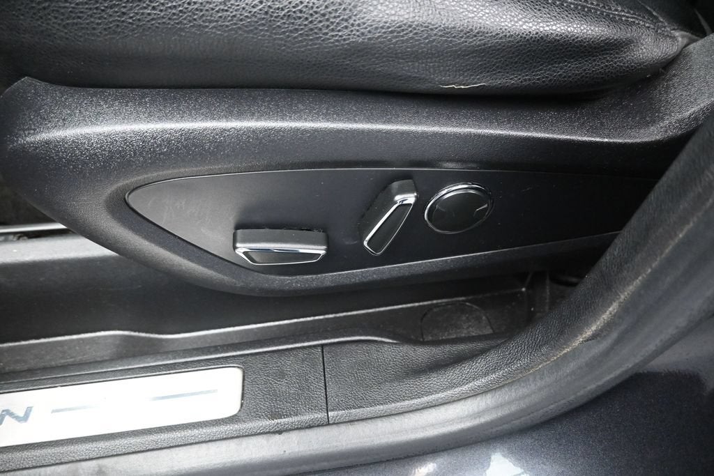 2015 Lincoln MKC Base