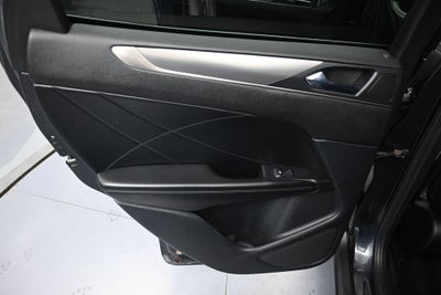 2015 Lincoln MKC Base
