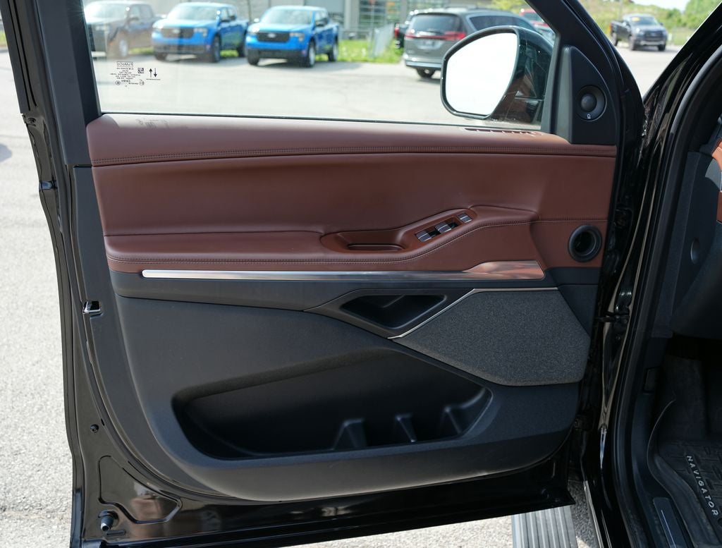 2025 Lincoln Navigator Reserve