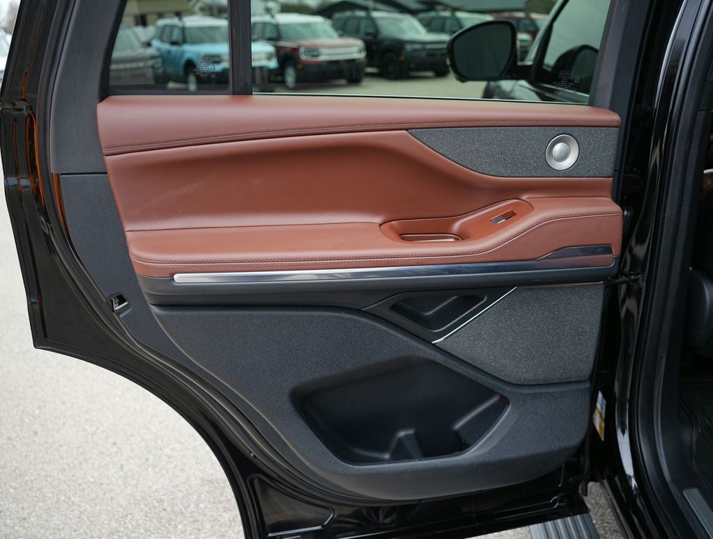 2025 Lincoln Navigator Reserve