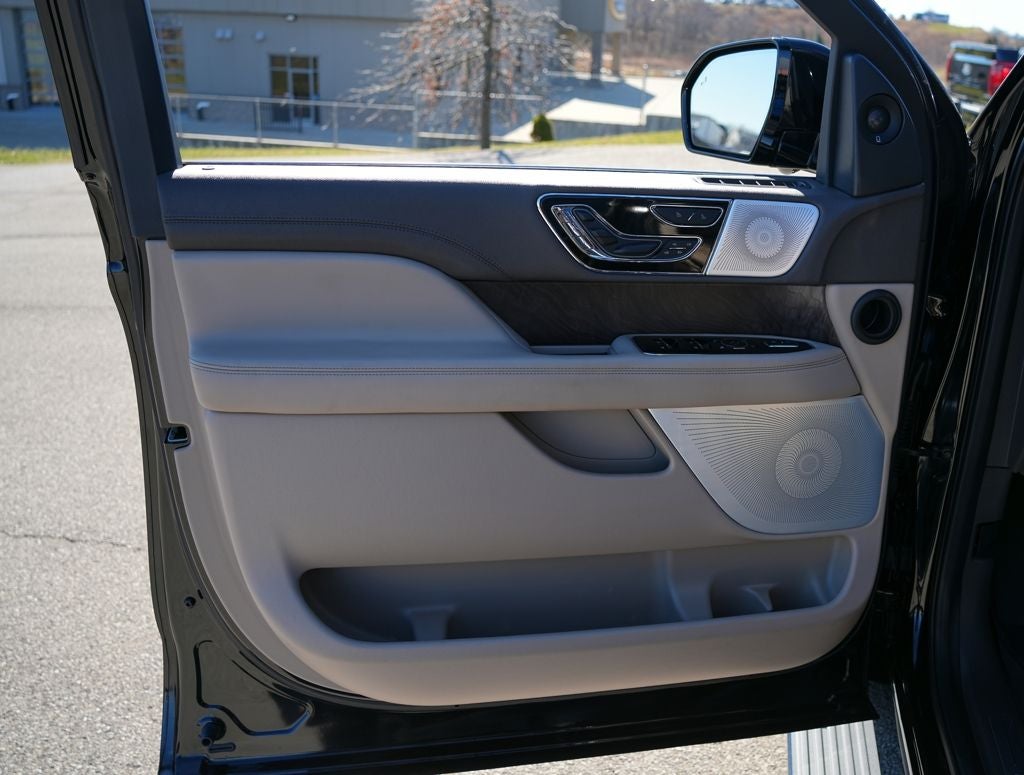 2024 Lincoln Navigator Reserve