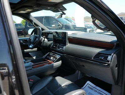 2023 Lincoln Navigator L Reserve
