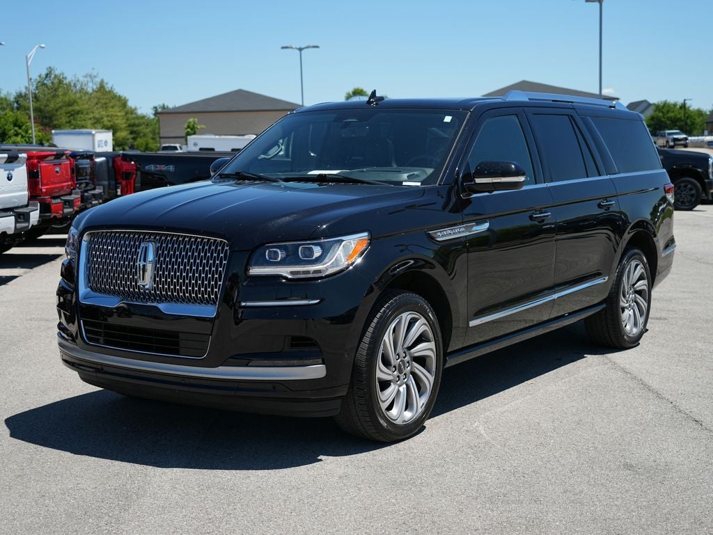 2023 Lincoln Navigator L Reserve