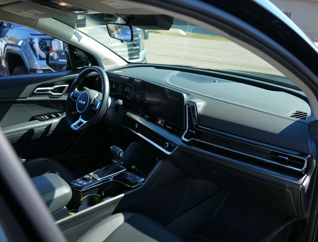 2025 Kia Sportage EX