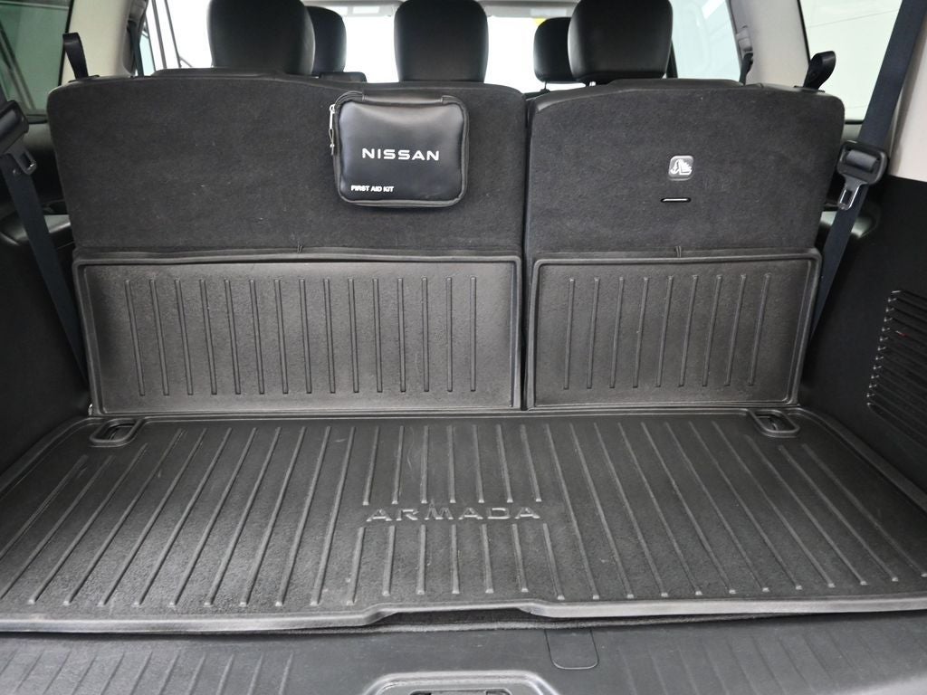 2024 Nissan Armada SV