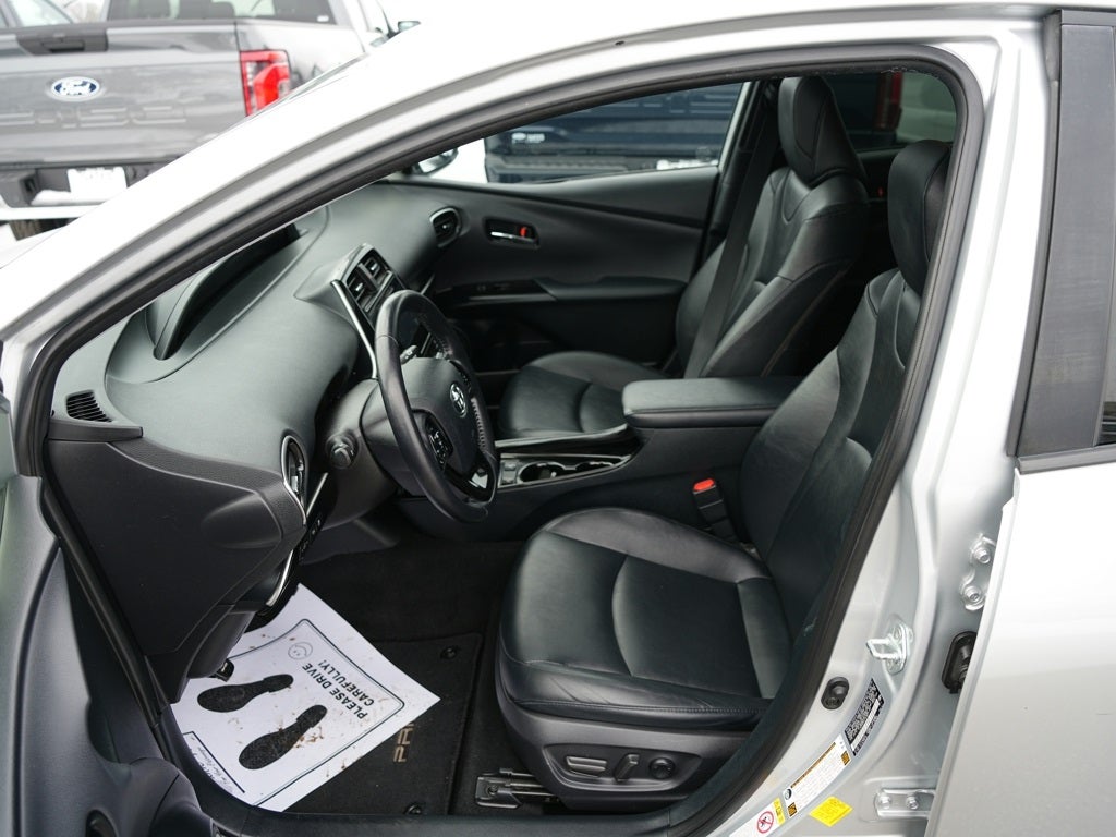 2019 Toyota Prius XLE