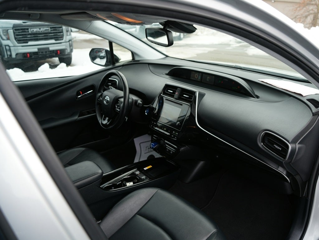 2019 Toyota Prius XLE