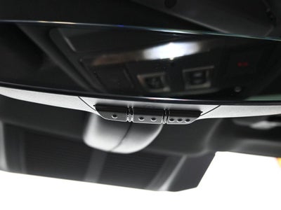 2023 Land Rover Defender 130 X-Dynamic SE