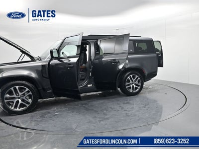 2023 Land Rover Defender 130 X-Dynamic SE