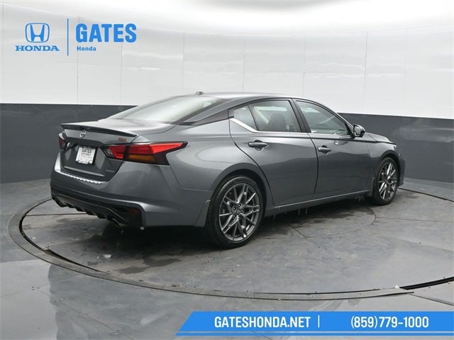 2023 Nissan Altima 2.0 SR