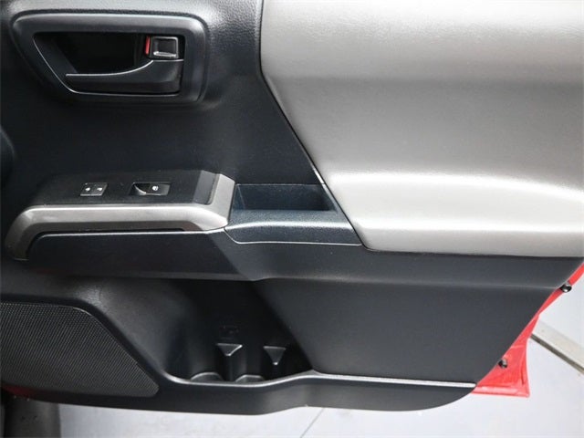 2018 Toyota Tacoma SR5 V6