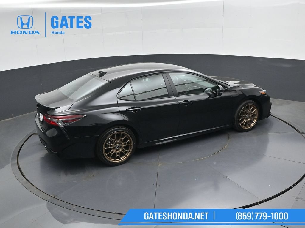 2024 Toyota Camry Hybrid SE
