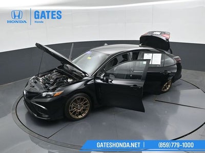 2024 Toyota Camry Hybrid SE
