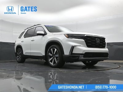 2023 Honda Pilot Touring