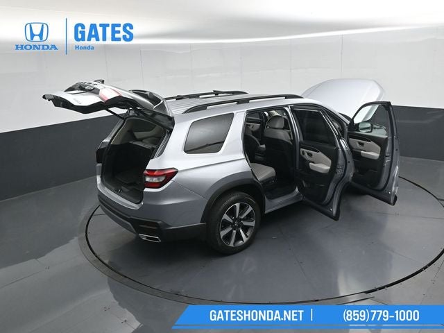2024 Honda Pilot Touring