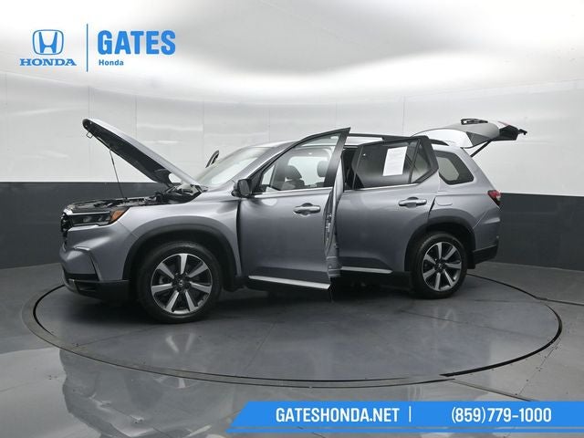 2024 Honda Pilot Touring
