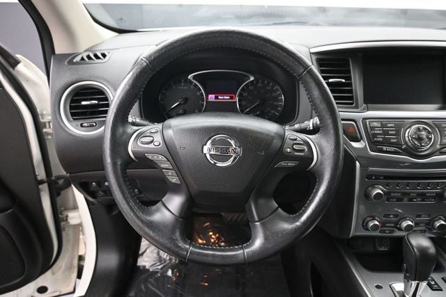 2019 Nissan Pathfinder SL