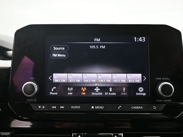 2023 Nissan Pathfinder SV