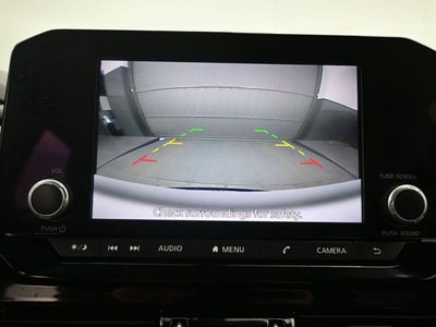 2023 Nissan Pathfinder SV