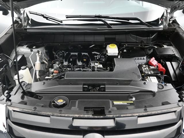 2023 Nissan Pathfinder SV