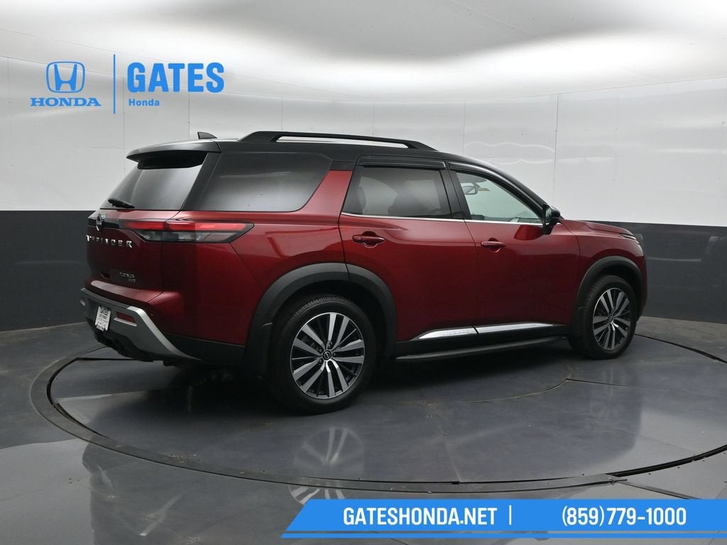 2022 Nissan Pathfinder Platinum