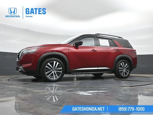 2022 Nissan Pathfinder Platinum
