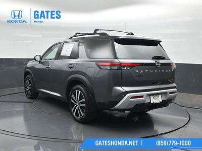 2023 Nissan Pathfinder Platinum