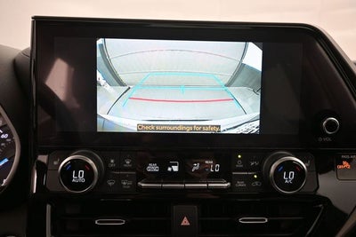 2023 Toyota Highlander Hybrid Bronze Edition