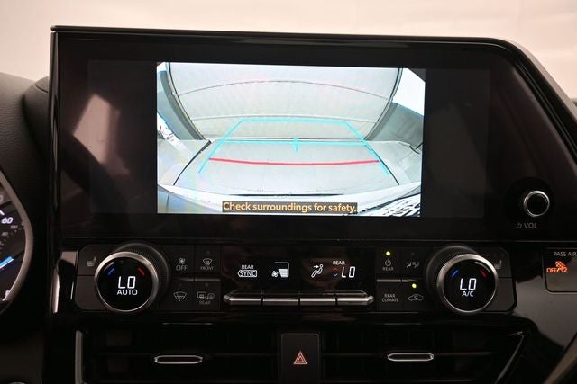 2023 Toyota Highlander Hybrid Bronze Edition