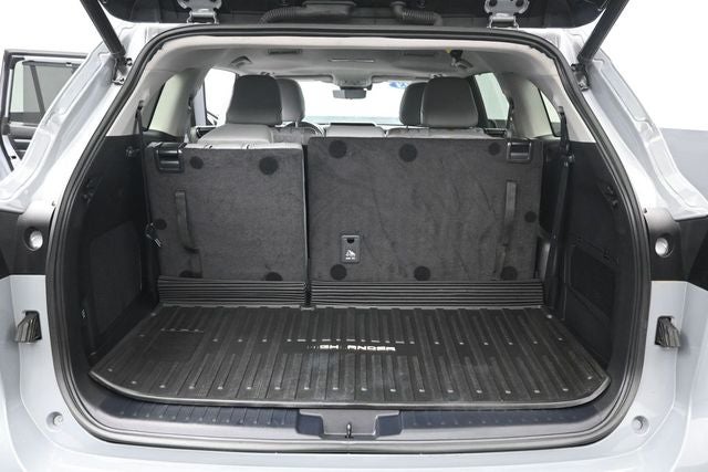 2023 Toyota Highlander Hybrid Bronze Edition